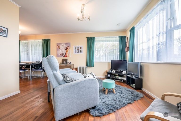 Photo of property in 23 Bushey Way, Maungaraki, Lower Hutt, 5010