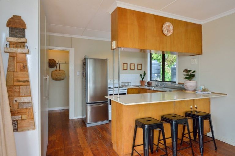 Photo of property in 3 Ratau Street, Mahia, Nuhaka, 4198