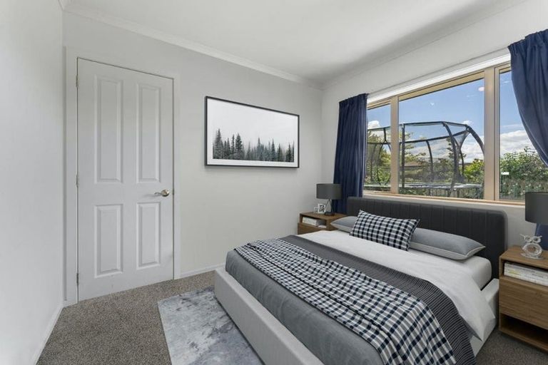 Photo of property in 10 Missy Crescent, Mount Pisa, Cromwell, 9383