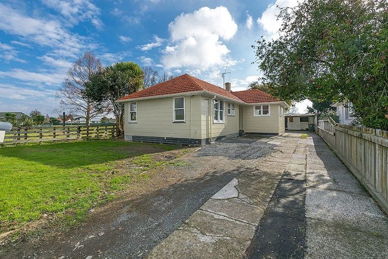 Photo of property in 33 Paul Crescent, Fairfield, Hamilton, 3214