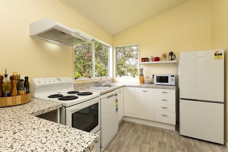 Photo of property in 69 Montgomery Avenue, Karori, Wellington, 6012