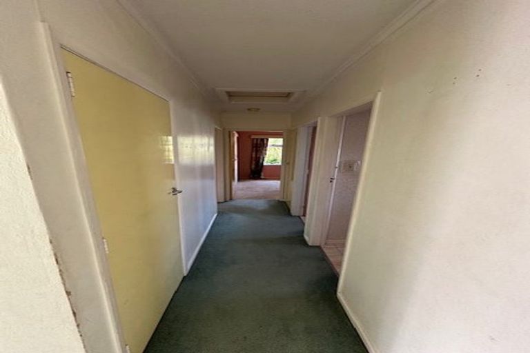 Photo of property in 49 Westminster Road, Wainuiomata, Lower Hutt, 5014