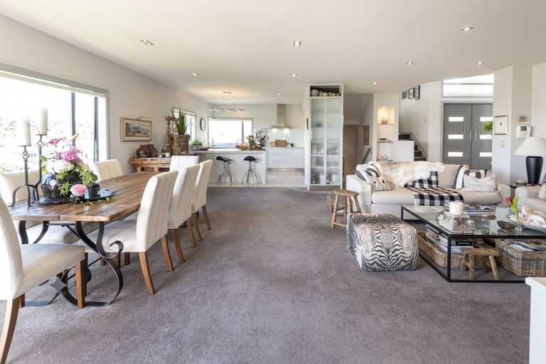 Photo of property in 74 Compass Way, Half Moon Bay, Auckland, 2012