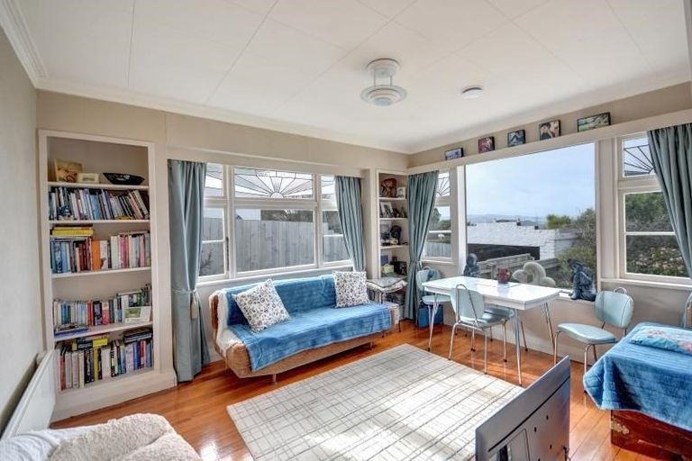 Photo of property in 111 Mornington Road, Kenmure, Dunedin, 9011