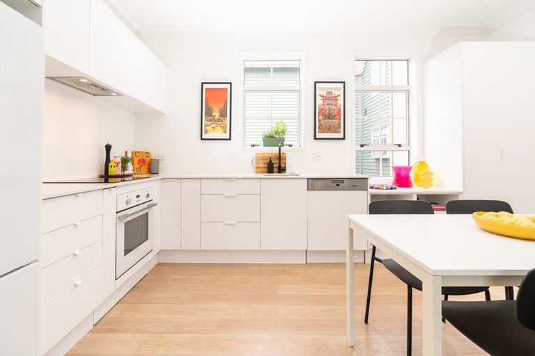 Photo of property in 7 Murphy Street, Thorndon, Wellington, 6011