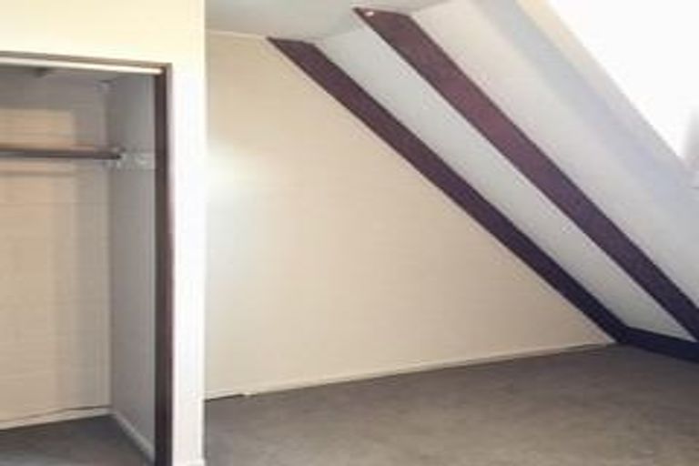 Photo of property in 4/31 Mana Avenue, Titahi Bay, Porirua, 5022