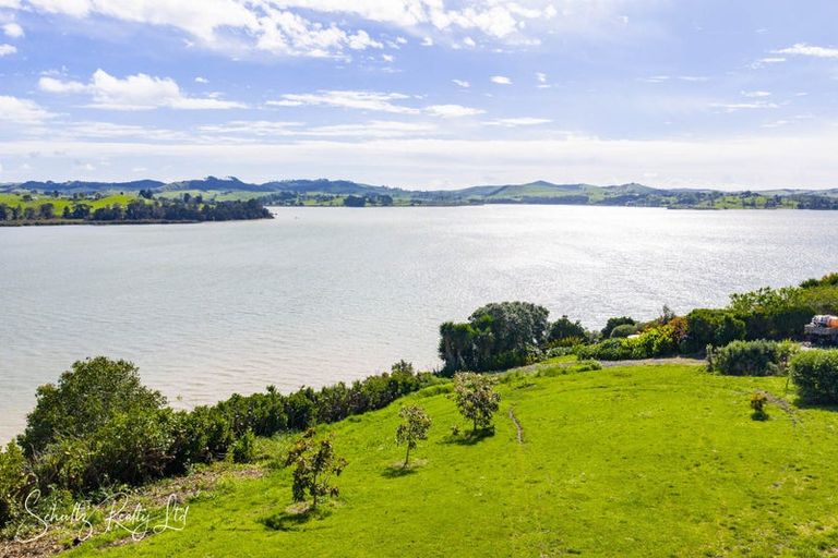 Photo of property in Pahi Road, Pahi, Paparoa, 0571