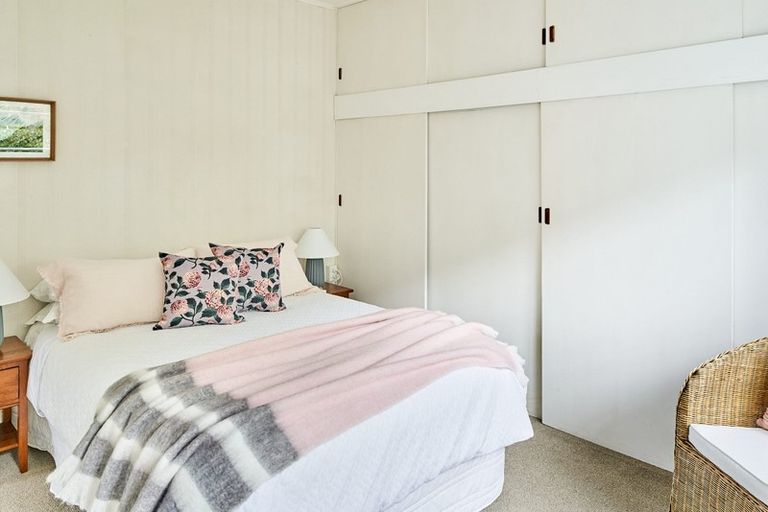 Photo of property in 246 Muritai Road, Eastbourne, Lower Hutt, 5013