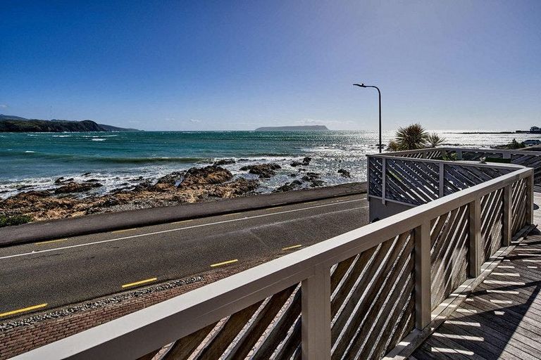Photo of property in 19 Moana Road, Plimmerton, Porirua, 5026