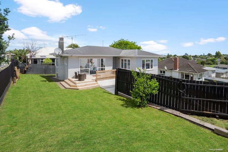 Photo of property in 1/15 Kohiwi Road, Manurewa, Auckland, 2102