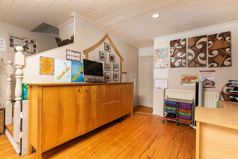 Photo of property in 166 Opanuku Road, Henderson Valley, Auckland, 0612