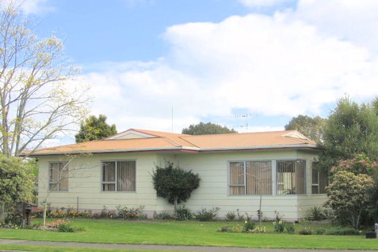 Photo of property in 75 Eversham Road, Mount Maunganui, 3116