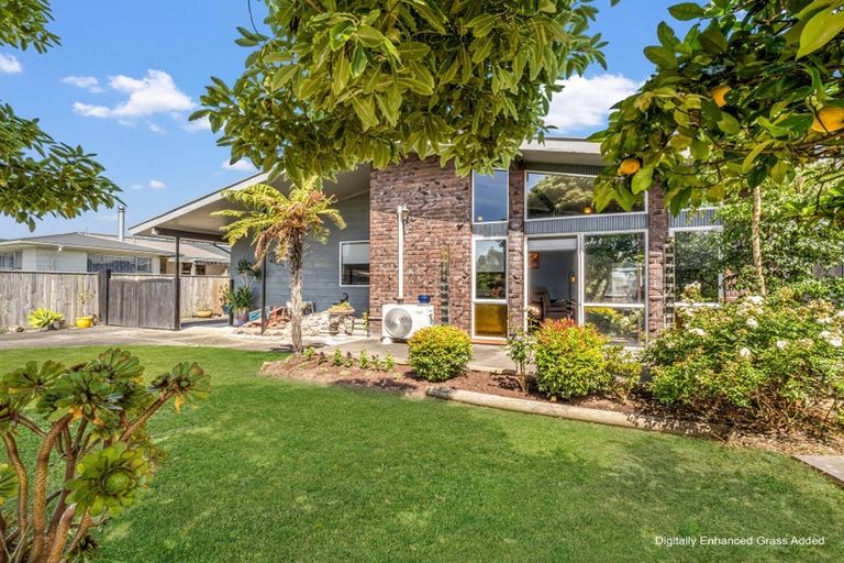 Photo of property in 122 Tremaine Avenue, Westbrook, Palmerston North, 4412