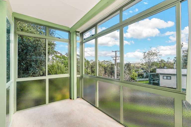 Photo of property in 67 Rangeview Road, Sunnyvale, Auckland, 0612