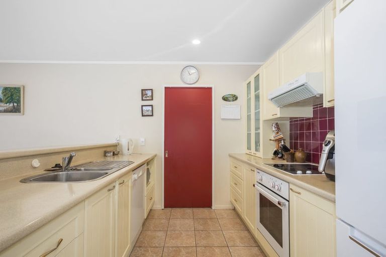 Photo of property in 2c James Street, Plimmerton, Porirua, 5026