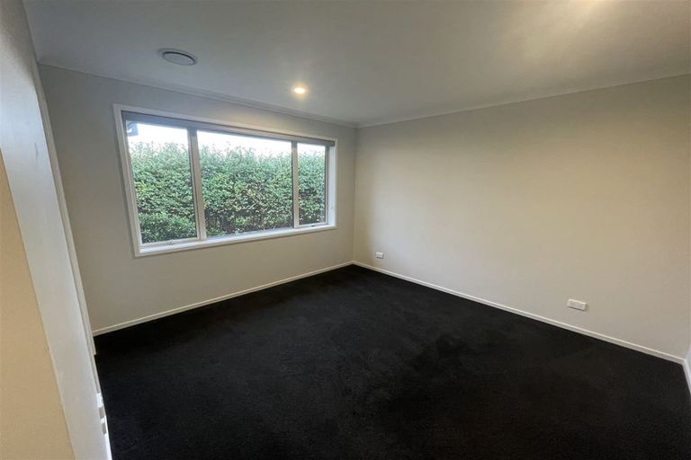 Photo of property in 10 Wiersma Lane, Wigram, Christchurch, 8025