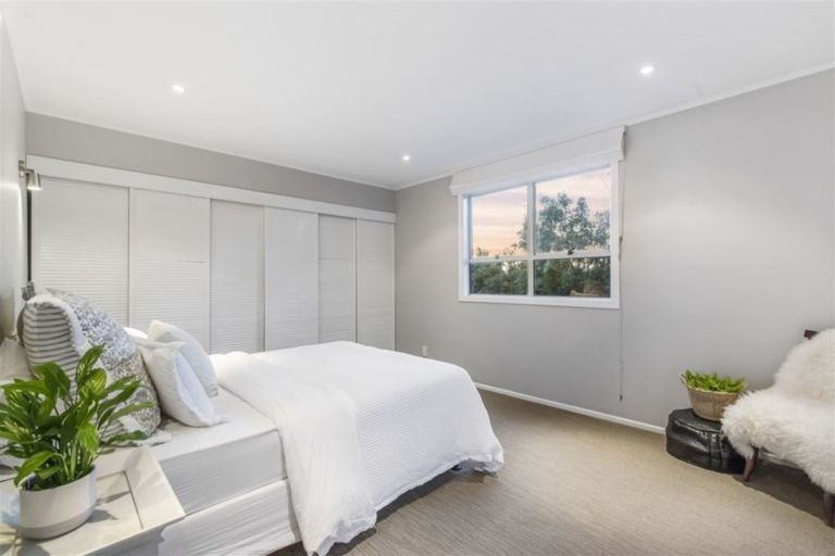 Photo of property in 1/60 Selwyn Crescent, Forrest Hill, Auckland, 0620
