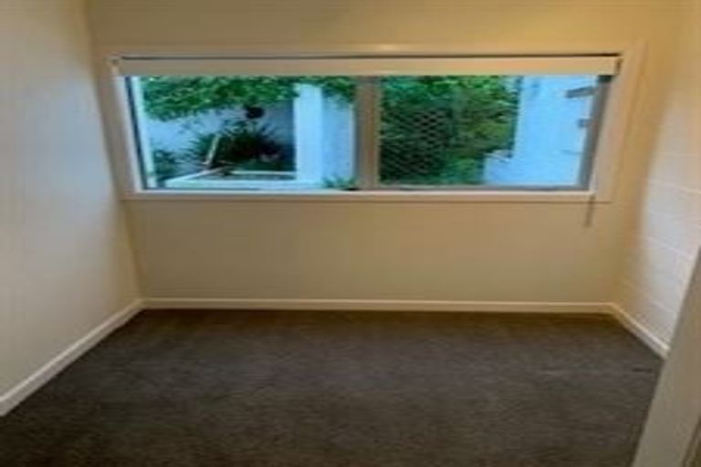 Photo of property in 1/43 Hart Road, Hauraki, Auckland, 0622