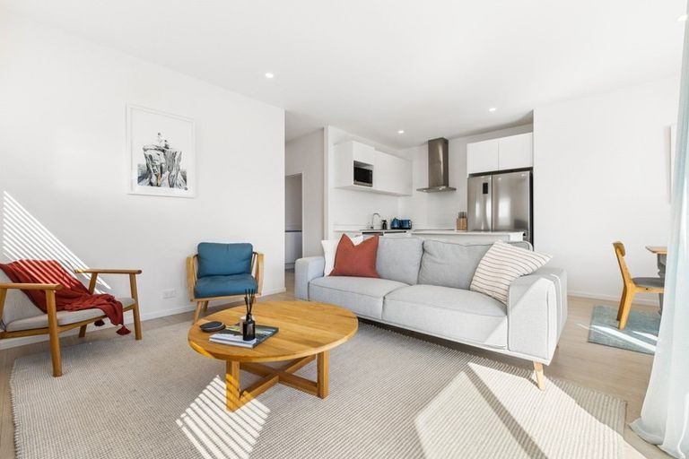 Photo of property in 15 Heri Lane, Westgate, Auckland, 0814