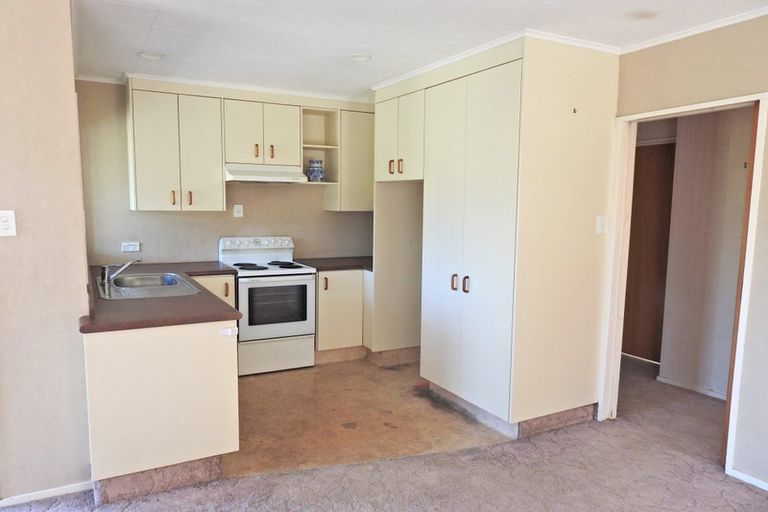 Photo of property in 1 Ongo Road, Hunterville, 4730