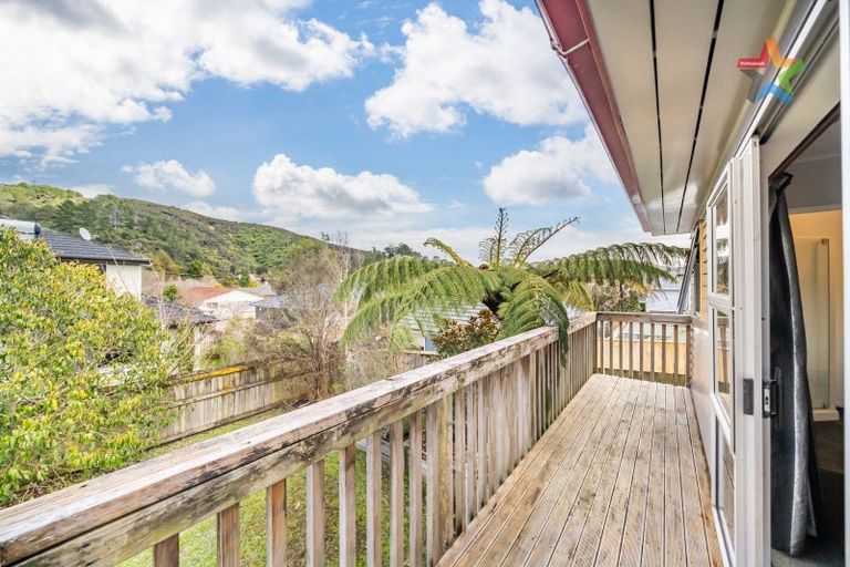 Photo of property in 94 Horoeka Street, Stokes Valley, Lower Hutt, 5019