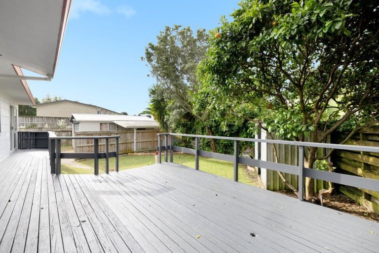 Photo of property in 1335b Papamoa Beach Road, Papamoa Beach, Papamoa, 3118