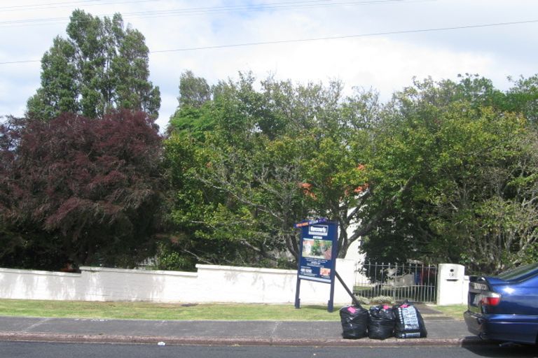 Photo of property in 1/72 Nile Road, Milford, Auckland, 0620