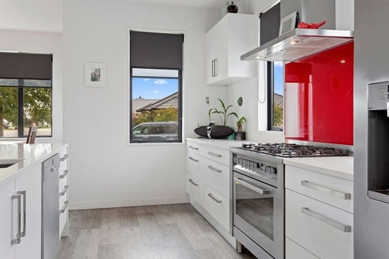 Photo of property in 22 Gilchrist Place, Kaiapoi, 7630