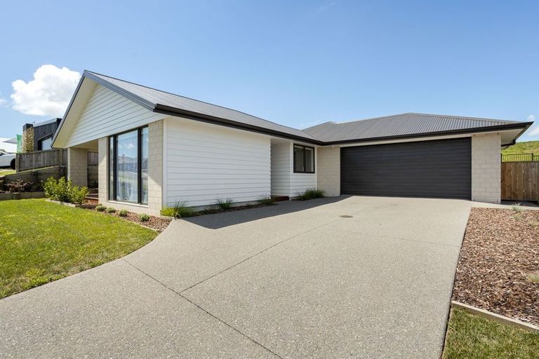 Photo of property in 22 Stingray Drive, Omokoroa, 3114