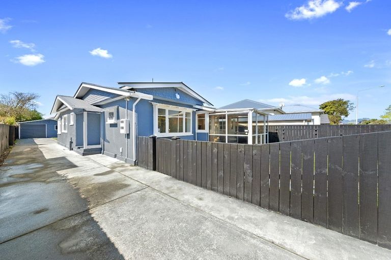 Photo of property in 38 North Parade, Richmond, Christchurch, 8013