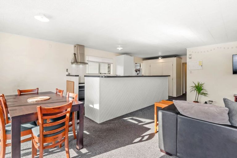 Photo of property in 18a Monokia Street, Fairy Springs, Rotorua, 3015