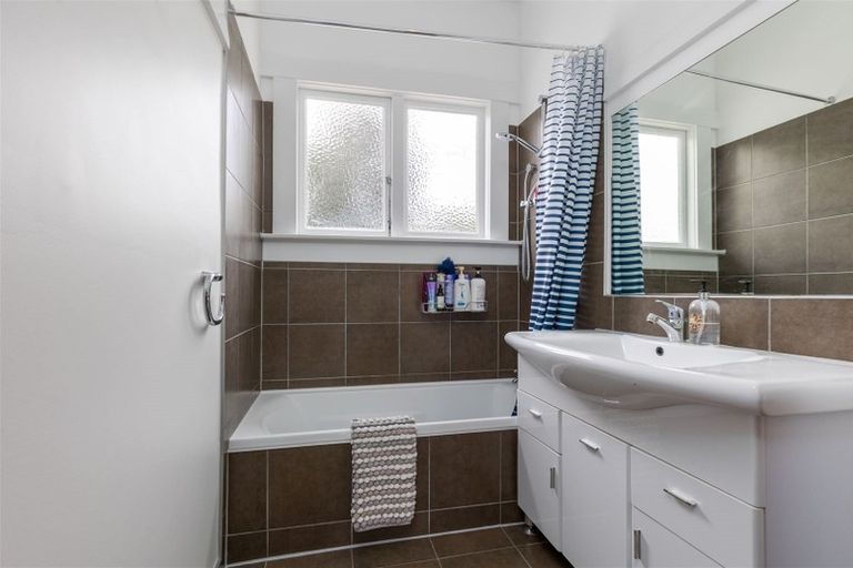 Photo of property in 47 High Street, Southbridge, 7602