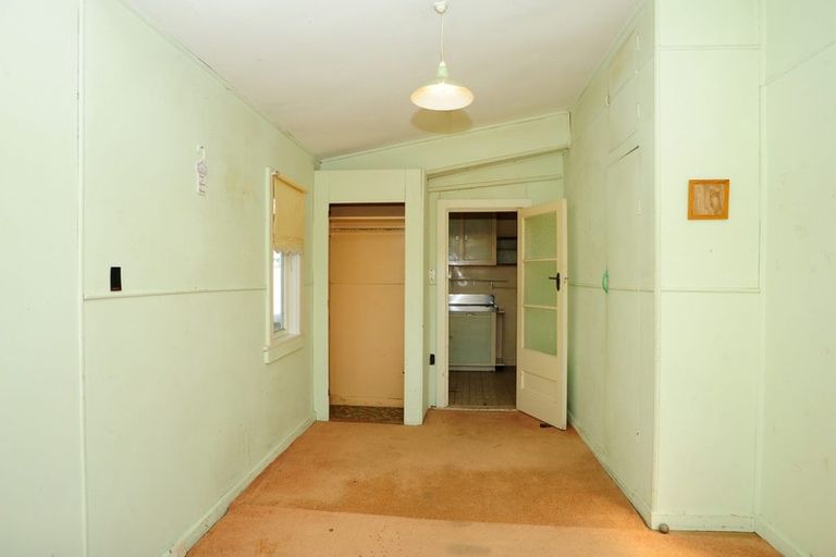 Photo of property in 4 Marine Drive, Diamond Harbour, 8972