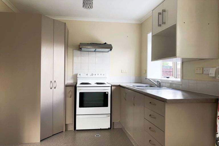 Photo of property in 45 Pooks Road, Ranui, Auckland, 0612