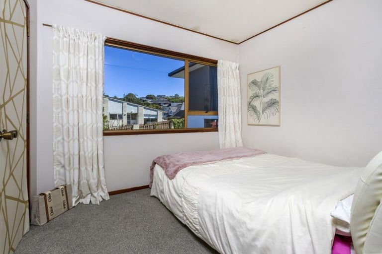 Photo of property in 2/31 Amante Crescent, Mairangi Bay, Auckland, 0630
