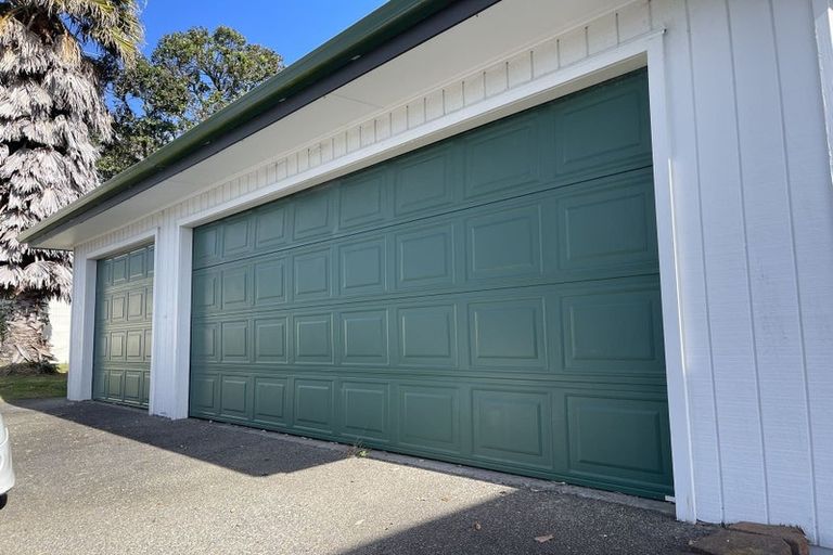 Photo of property in 167 Carlisle Road, Northcross, Auckland, 0632