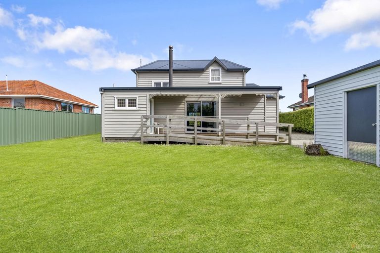 Photo of property in 18 Saint George Street, Watlington, Timaru, 7910