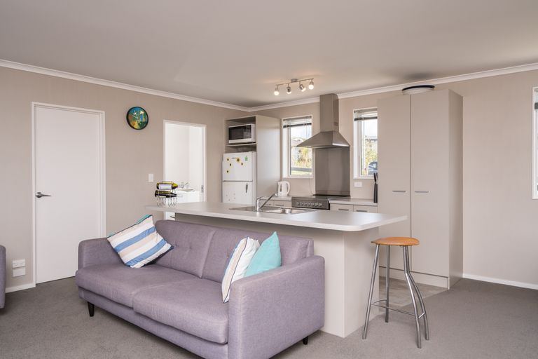 Photo of property in 9 Weka Street, Mangawhai, 0505