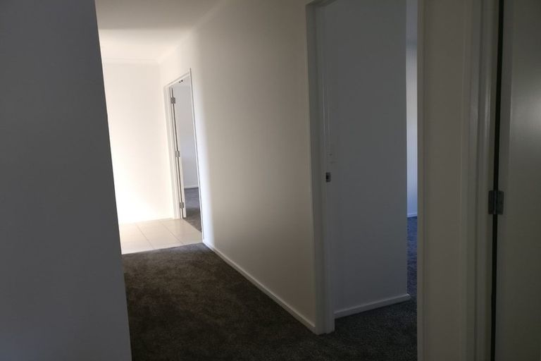 Photo of property in 26 Kellett Road, Ranui, Auckland, 0612