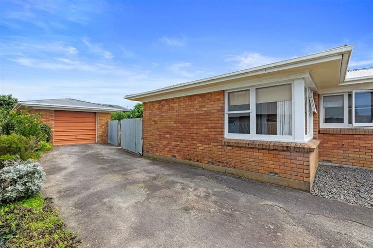 Photo of property in 1180 Papamoa Beach Road, Papamoa Beach, Papamoa, 3118
