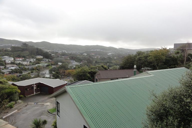 Photo of property in 2 Otonga Way, Churton Park, Wellington, 6037