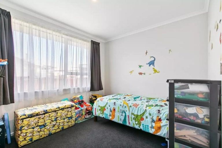 Photo of property in 15 Udall Place, Bucklands Beach, Auckland, 2014