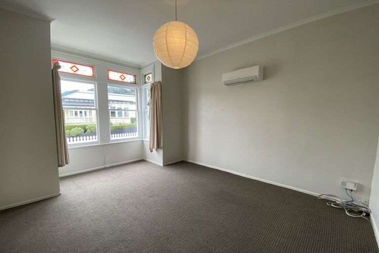 Photo of property in 96 Pirie Street, Mount Victoria, Wellington, 6011