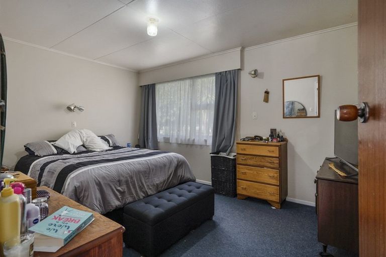 Photo of property in 53 John F Kennedy Drive, Milson, Palmerston North, 4414