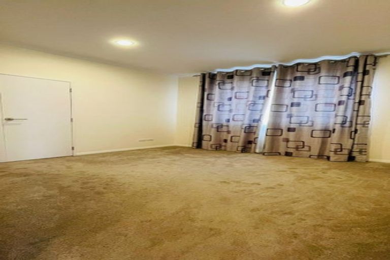 Photo of property in 18 Quattro Avenue, Flat Bush, Auckland, 2019