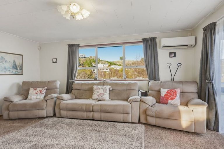 Photo of property in 11 Bell Crescent, Concord, Dunedin, 9018