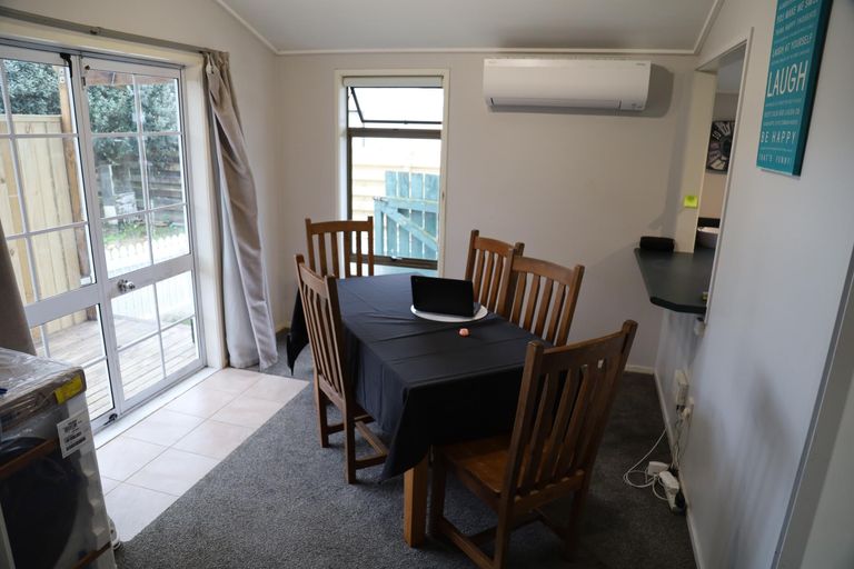 Photo of property in 6 Marybank Mews, Highbury, Palmerston North, 4412