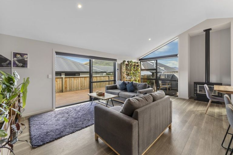 Photo of property in 72 Jack Hanley Drive, Jacks Point, Queenstown, 9371