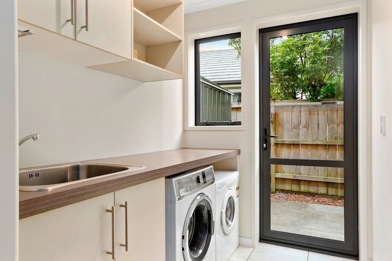 Photo of property in 36 Madison Terrace, Silverdale, 0932