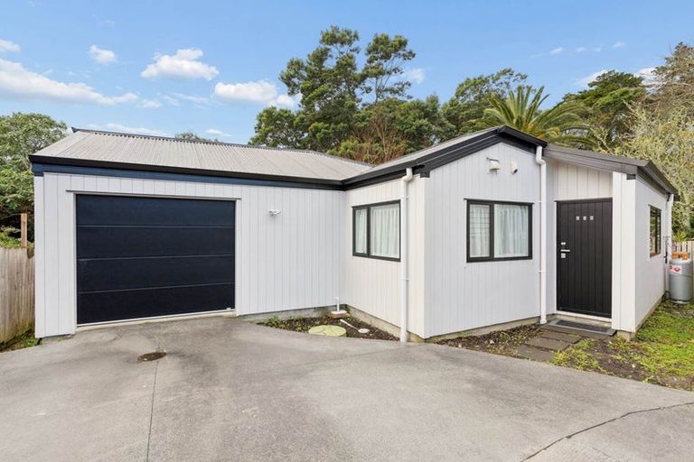 Photo of property in 65a Woodside Road, Massey, Auckland, 0614